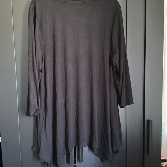 JM Collection top - Picture 5 of 5